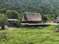 -白川乡与五箇山的合掌构造村落