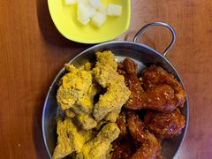 -BHC炸鸡(明洞总店)