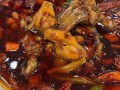 馋嘴牛蛙仔-簋街仔仔小龙虾(总店)