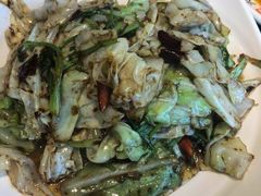 火爆大头菜-六泰居·尔滨地标·东北菜(松北店)