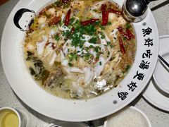 -江渔儿酸菜鱼(港湾1号店)