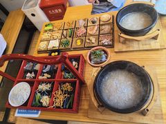 -勺子米线·云南传统小吃市集(四方街店)