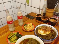 -矮子粉店1985·长沙米粉(湘春路店)