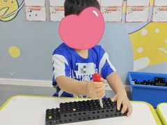 -百变天才机器人编程中心·信奥·VEX竞赛(领展购物中心店)