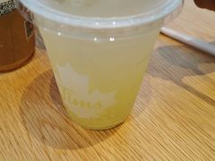 -Tims天好咖啡·贝果(渝中来福士店)