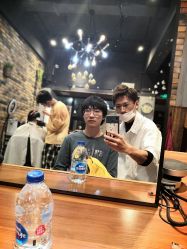 -PE SALON