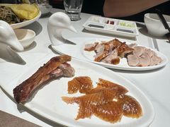 -皇城根·鲁菜济南菜·吊炉烤鸭·炒鸡鱼头(济南旗舰店)