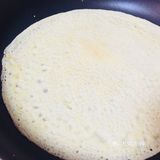 巧手美厨娘自制鸡蛋煎饼卷，一个不够卷两个