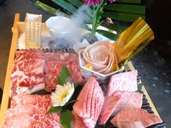 -铭牛烧肉·和牛海鲜自助(高新月牙湖店)