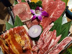 -明洞阿姨·韩式酱蟹烤肉·创意料理(三元桥店)