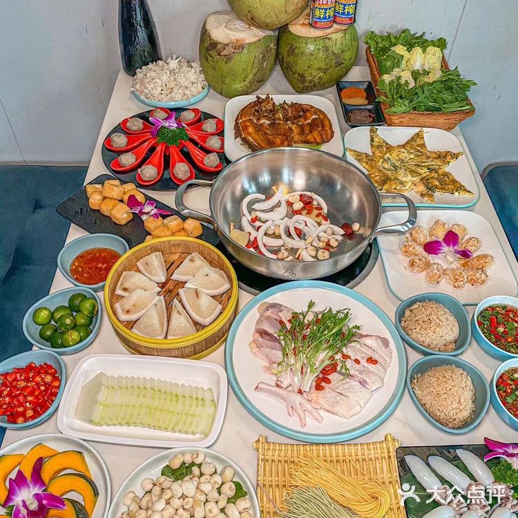 萌哒哒椰子鸡三亚湾旗舰店