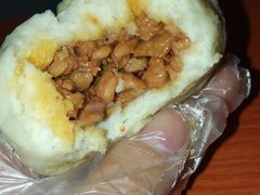 奥尔良鸡腿包-老陶包子铺(南大西南村店)