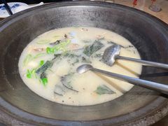 -陈大锅·岳阳鱼馆·地道岳阳菜(美食街店)