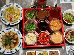 -禄婶鸡煲·打边炉