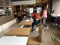 大堂-麦当劳(百荣世贸商城店)