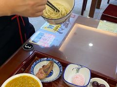 -百年老字号·观振兴蟹黄面·三虾面·苏式面(观前街富仁坊巷店)