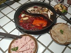 -贰回巷火锅馆(钟楼店)