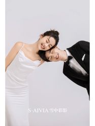 -雪中彩影婚纱摄影·微光艺术中心