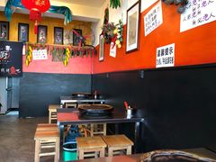 大堂-老姐石板烧烤+铜炭火锅(总店)