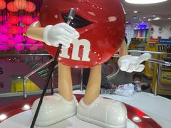 -m豆巧克力世界(上海世茂广场店)