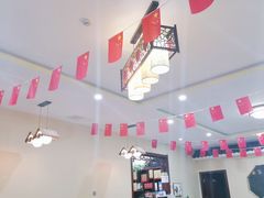 -壹阁胡羊焖饼(特色小吃街店)
