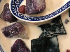-广信牛奶甜品世家(台东店)