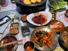 -草家酱蟹炭火烤肉店(珲春南路一店)