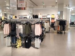-H&M(天一广场店)