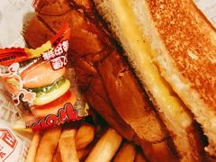 圣塔芭芭拉经典牛肉特堡-The Habit Burger Grill 哈比特汉堡(复兴soho店)