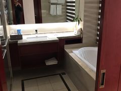 -兴芮温泉度假区