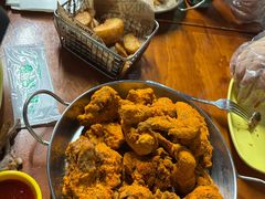 -BHC炸鸡(明洞总店)