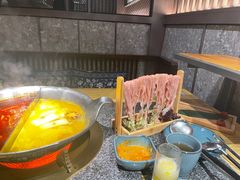 -湊湊火锅·茶憩(郑州绿地新都会店)