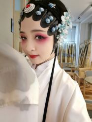 -盘子女人坊古装写真摄影(厦门总店)