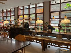 -银米·云南传统过桥米线(双廊黑金冠店)