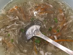 -侬佳蒸菜馆(听潮店)