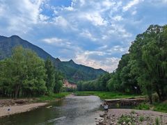 -百里山水画廊