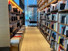 -茑屋书店(天目里店)