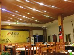 大堂-老三龙虾(汉阳杨泗庙店)