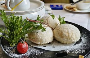 Snow Mountain Mushroom Dumpling