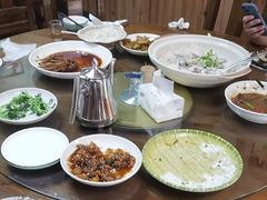 -芦茨金富饭庄·25年老字号·专做稻草鸡