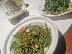 -苹果树下艺术餐厅(宋庄店)