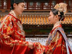 -爱我旅拍婚纱摄影(大理店)