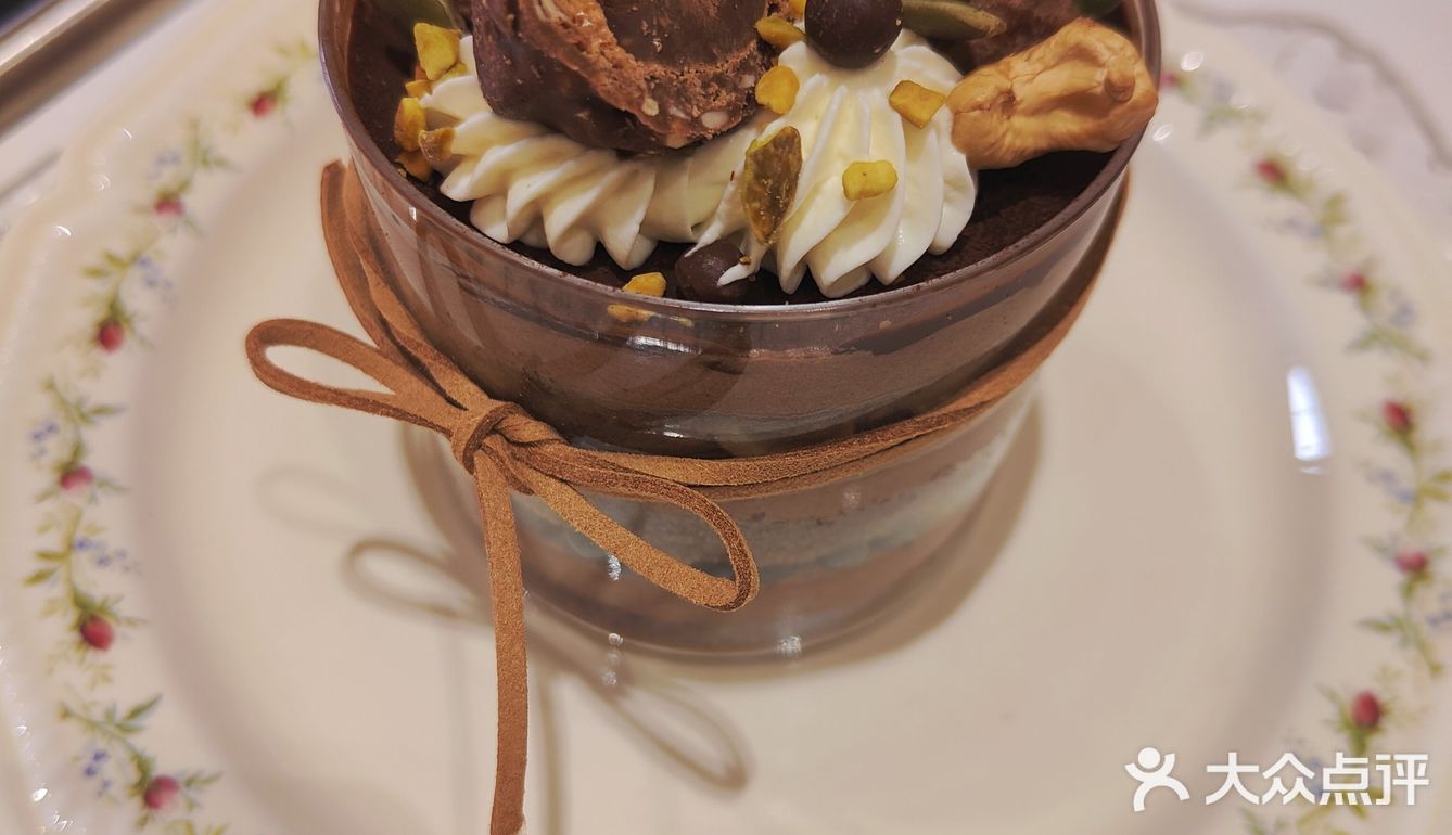 享受甜点与饮品~