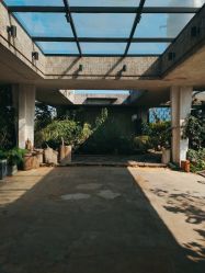 -罗亚帝·NASHOW纳秀形象设计