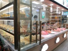 面包甜点陈列柜-袁记云饺(蛇口店)