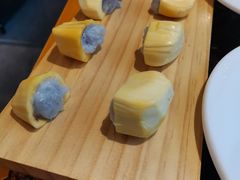-憨孃孃·重庆老火锅(红山黑金店)