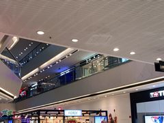 -优衣库(广州番禺万达广场店)