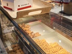 -读酥世家(松江新城地铁站店)