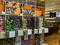 -VENCHI 闻绮(上海佛罗伦萨小镇店)