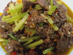 -洞庭土菜小炒馆(易发广场店)
